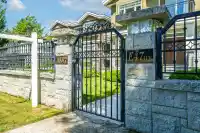 3557 E 47TH AVENUE - thumbnail 3