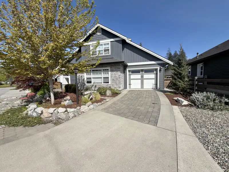 766 COOPER LANE - photo 1 of 40