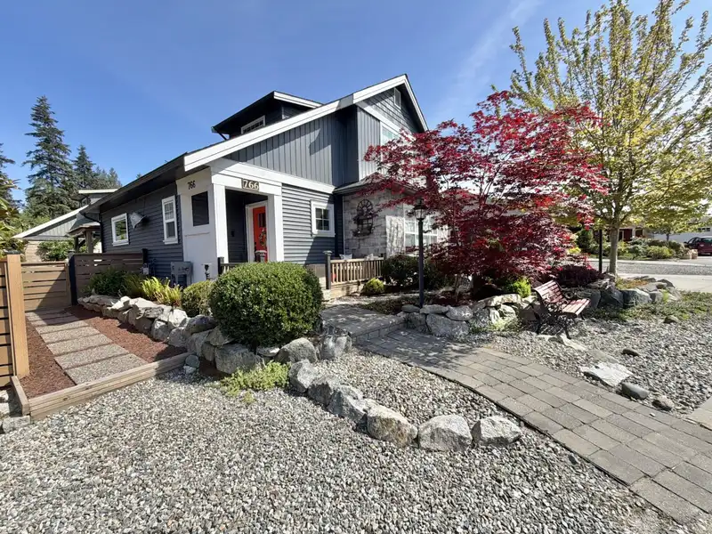 766 COOPER LANE - photo 3 of 40