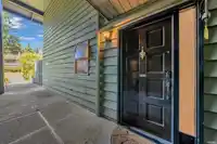 207 235 KEITH ROAD - thumbnail 2