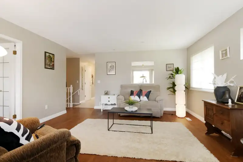 28 20222 96 AVENUE - photo 4 of 32