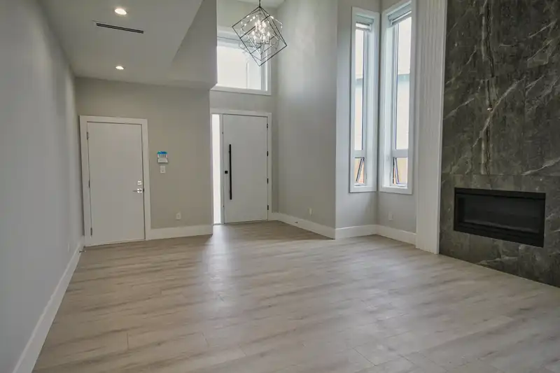 11911 DUNAVON PLACE - photo 3 of 28