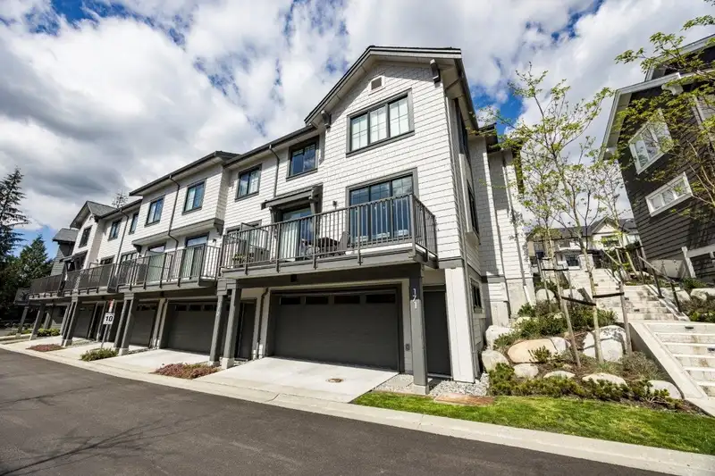 171 1310 MITCHELL STREET - photo 4 of 40