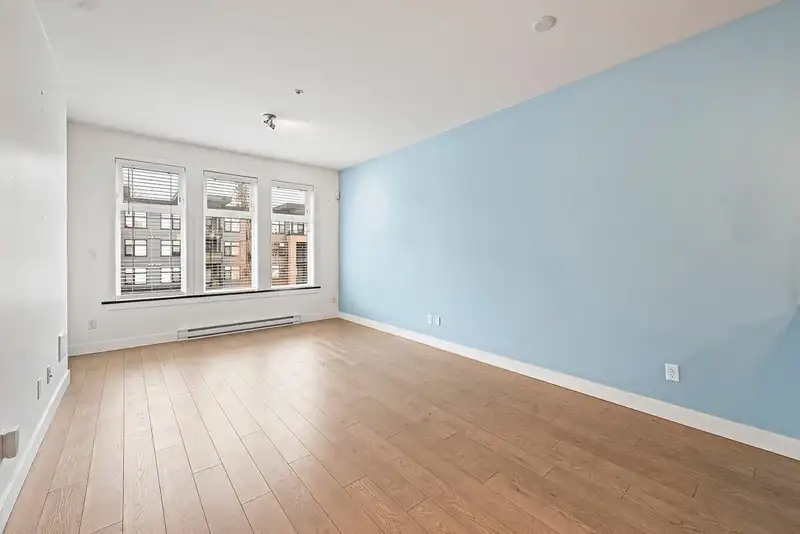 317 20078 FRASER HIGHWAY - photo 2 of 29