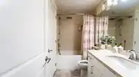 614 8526 202B STREET - thumbnail 16