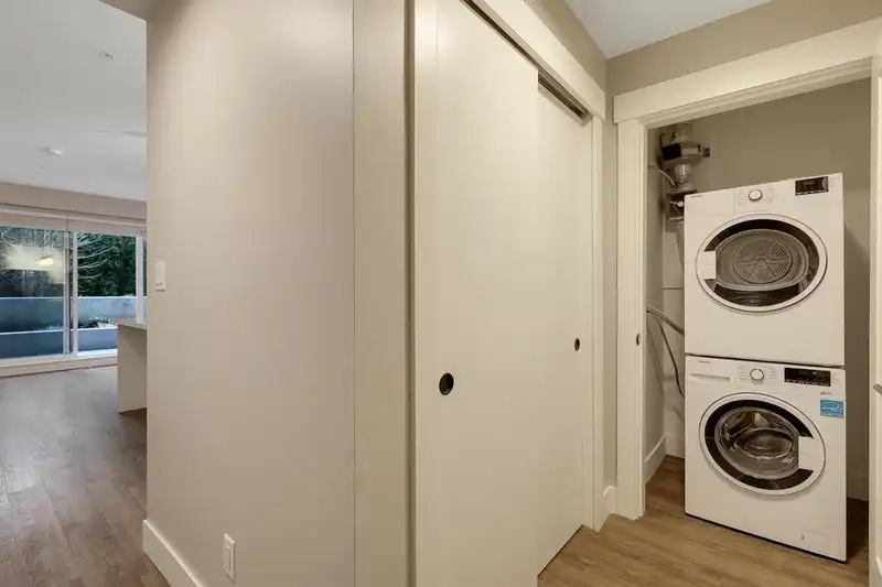 B102 20838 78B AVENUE - photo 2 of 22