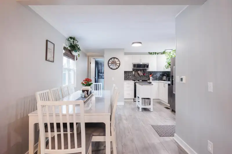 29 10221 WILSON STREET - photo 4 of 34