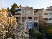 2240 YORK AVENUE - thumbnail 28