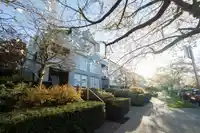 2240 YORK AVENUE - thumbnail 32