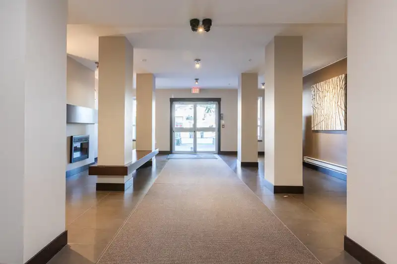 202 14960 102A AVENUE - photo 3 of 38