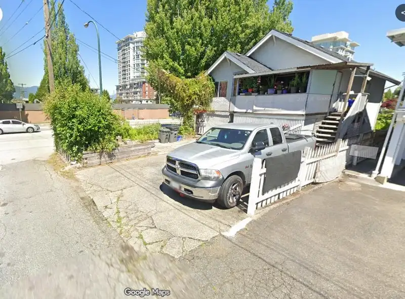 4105 KNIGHT STREET - photo 2 of 5