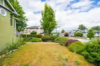 5121 INVERNESS STREET - thumbnail 3