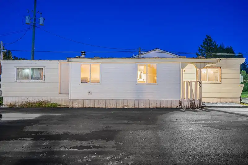 55 26892 FRASER HIGHWAY - photo 1 of 16