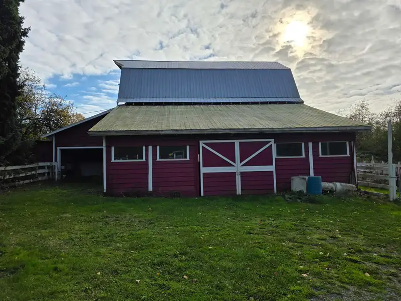 21068 16TH AVENUE - photo 4 of 25