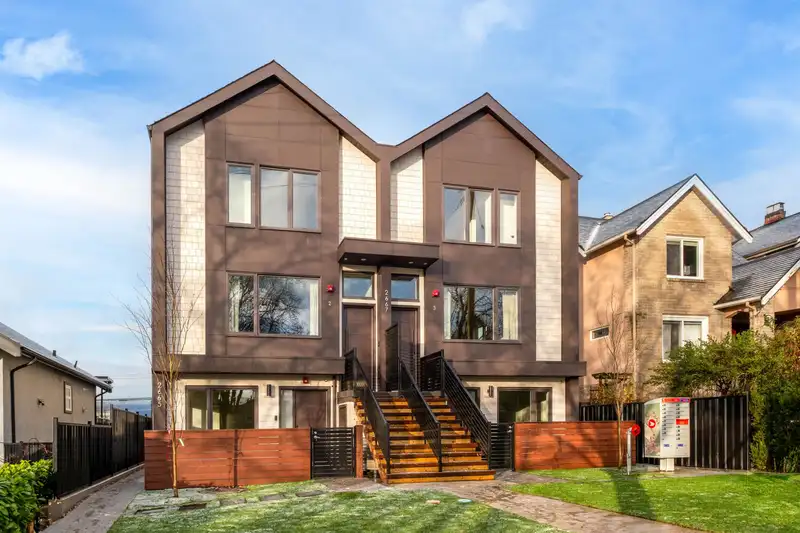 2 2667 E PENDER STREET - photo 1 of 27