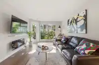 218 2222 PRINCE EDWARD STREET - thumbnail 1
