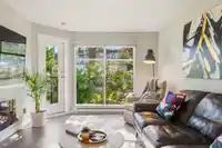 218 2222 PRINCE EDWARD STREET - thumbnail 2