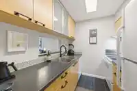 218 2222 PRINCE EDWARD STREET - thumbnail 9