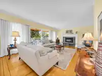 1202 BRACKNELL CRESCENT - thumbnail 2