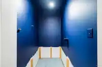 209 630 CLARKE ROAD - thumbnail 18