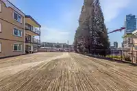 209 630 CLARKE ROAD - thumbnail 20
