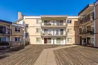 209 630 CLARKE ROAD - thumbnail 22