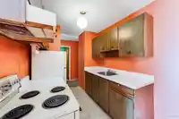 209 630 CLARKE ROAD - thumbnail 8