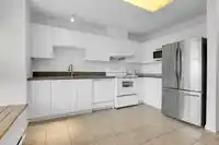 117 6588 SOUTHOAKS CRESCENT - thumbnail 8