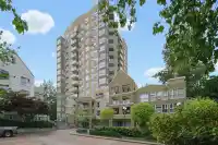 1002 9830 WHALLEY BOULEVARD - thumbnail 1