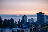 902 1390 DUCHESS AVENUE - thumbnail 26