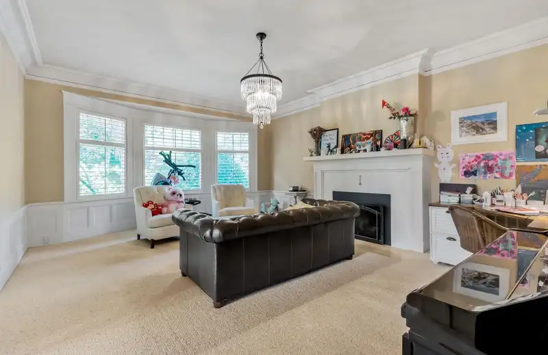 1670 W 49TH AVENUE - photo 3 of 16