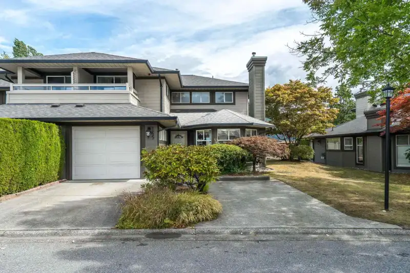 165 16080 82 AVENUE - photo 1 of 40