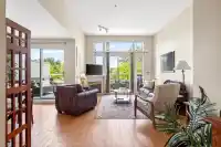 409 220 NEWPORT DRIVE - thumbnail 4