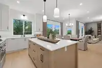 19772 74A AVENUE - thumbnail 4
