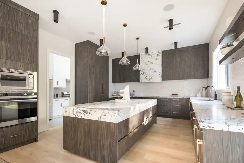 936 POIRIER STREET - photo 4 of 37