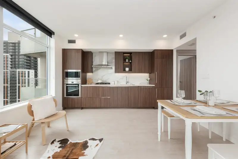 3107 9887 WHALLEY BOULEVARD - photo 1 of 26