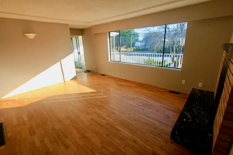 4751-4771 STEVESTON HIGHWAY - photo 3 of 24