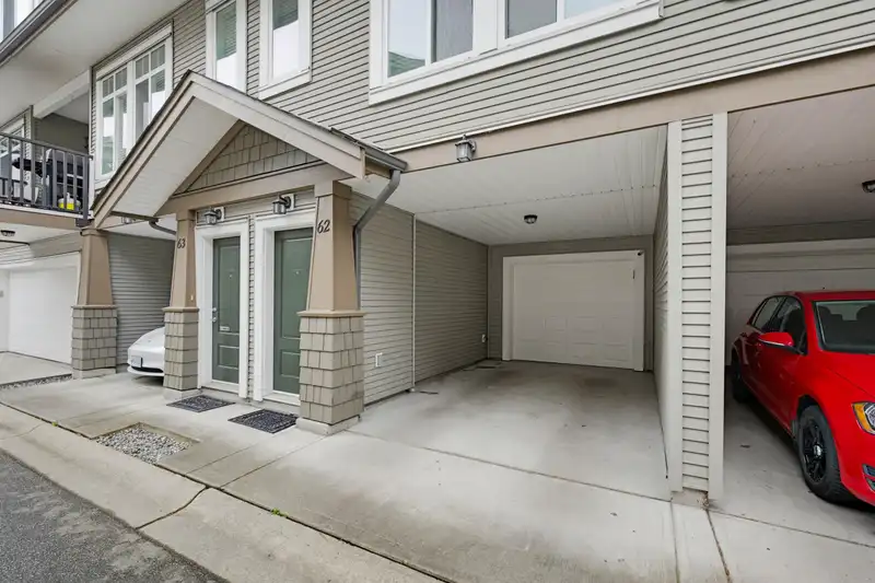 62 8250 209B STREET - photo 4 of 34