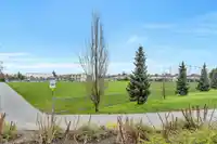 62 8250 209B STREET - thumbnail 33