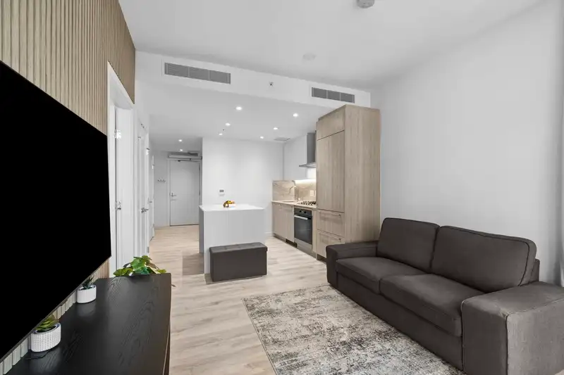 1602 2288 ALPHA AVENUE - photo 3 of 26