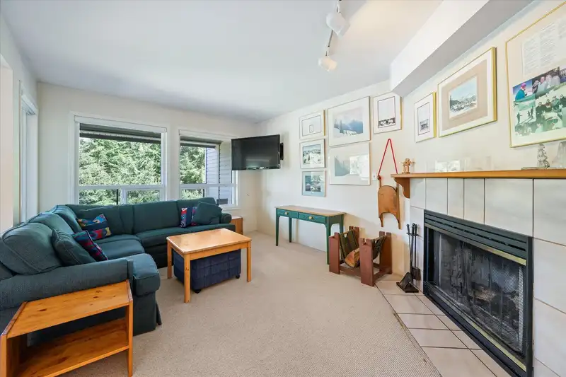 4 2100 EVA LAKE ROAD - photo 2 of 31