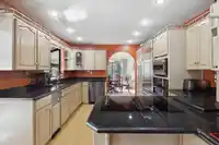 23418 56 AVENUE - thumbnail 8