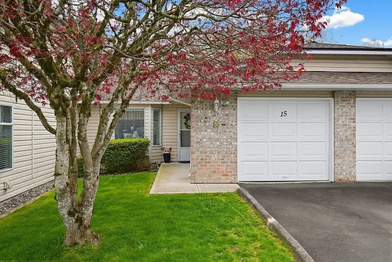 15 22308 124 AVENUE - photo 3 of 29