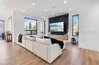 1145 50B STREET - thumbnail 8