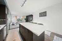 31 15340 GUILDFORD DRIVE - thumbnail 8