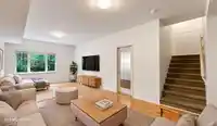35 2351 PARKWAY BOULEVARD - thumbnail 24