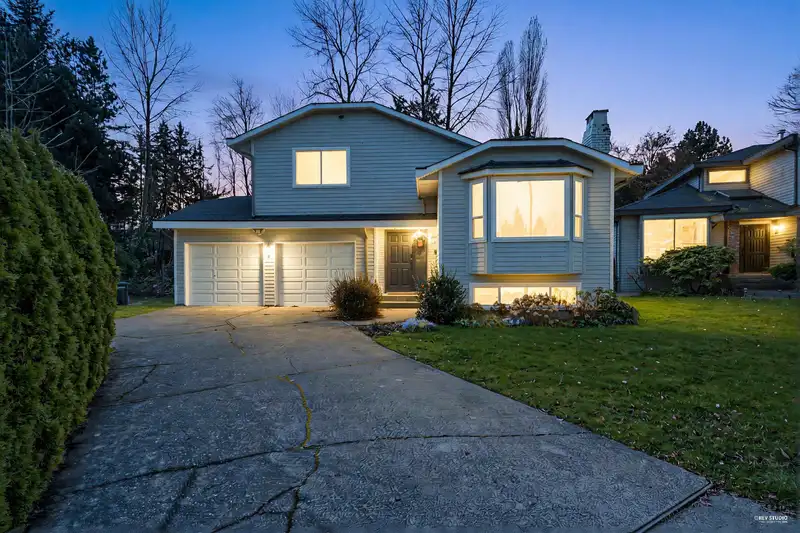 3055 ROTHBURY PLACE - photo 1 of 29
