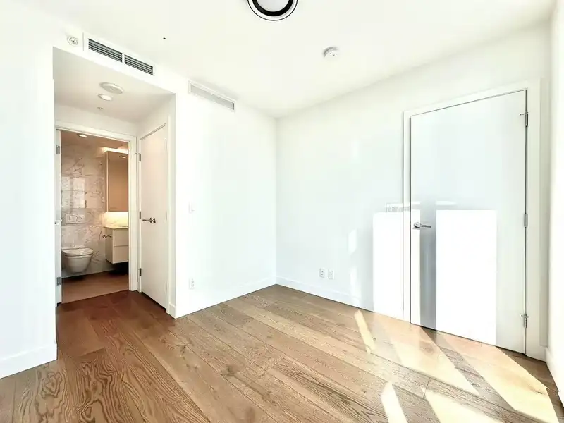 2602 6000 MCKAY AVENUE - photo 4 of 8