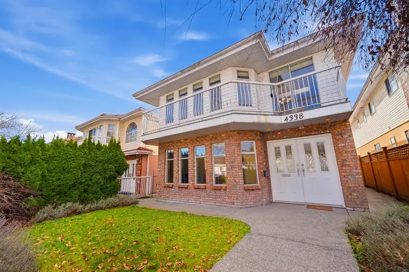 4338 PANDORA STREET - photo 1 of 40