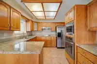 4338 PANDORA STREET - thumbnail 17